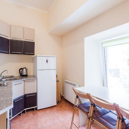 Apartment At Malaya Zhytomyrska 5 เคียฟ ภายนอก รูปภาพ