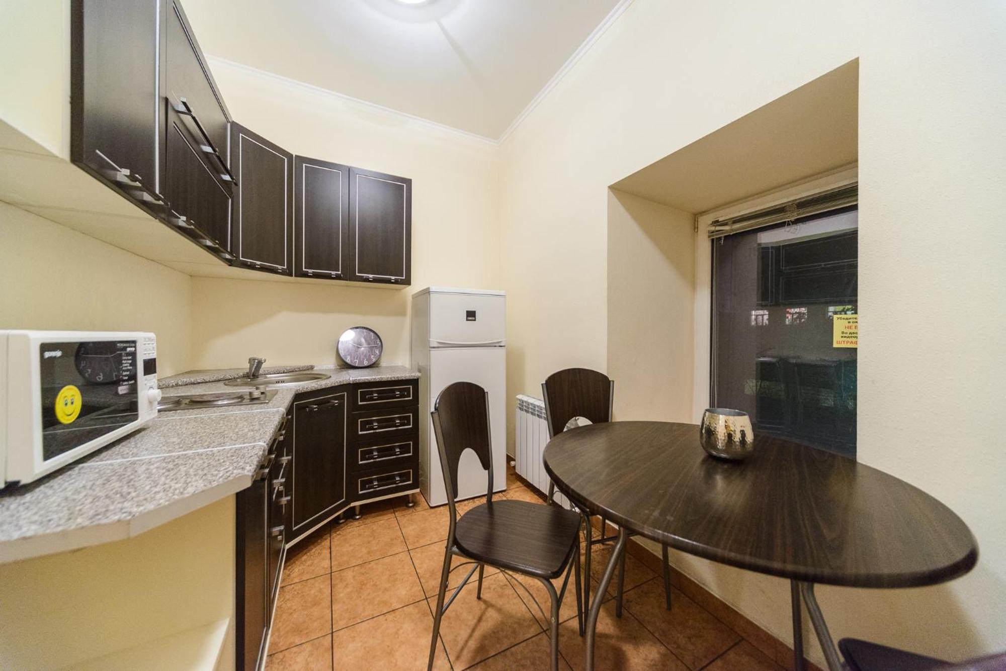 Apartment At Malaya Zhytomyrska 5 เคียฟ ภายนอก รูปภาพ